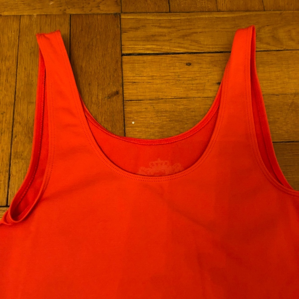 Bloomingdales smoothing red camisole
